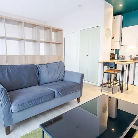 Le Tribut Apartment *